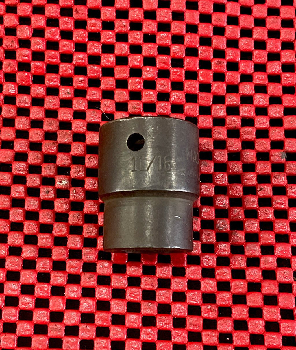 Mac Tools YI 226, 5/8" DR, 11/16" 6 Point Impact Socket Vintage Made In USA N4