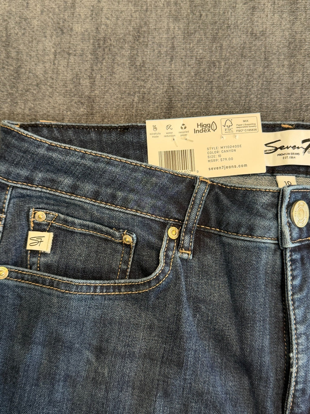 NWT Seven7 Flared Bootcut Jeans Women's 10 Blue Denim High-Rise Casual Hipster