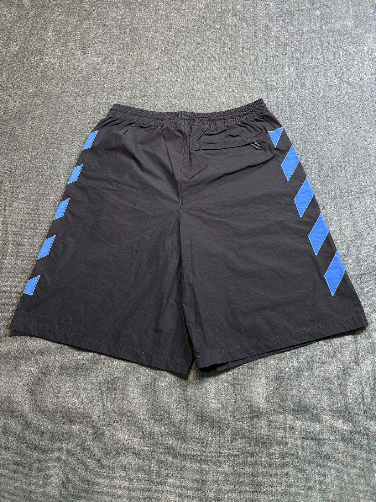 NEW Off-White Diagonal Outline Track Shorts Men's Small Black Logo Drawstring