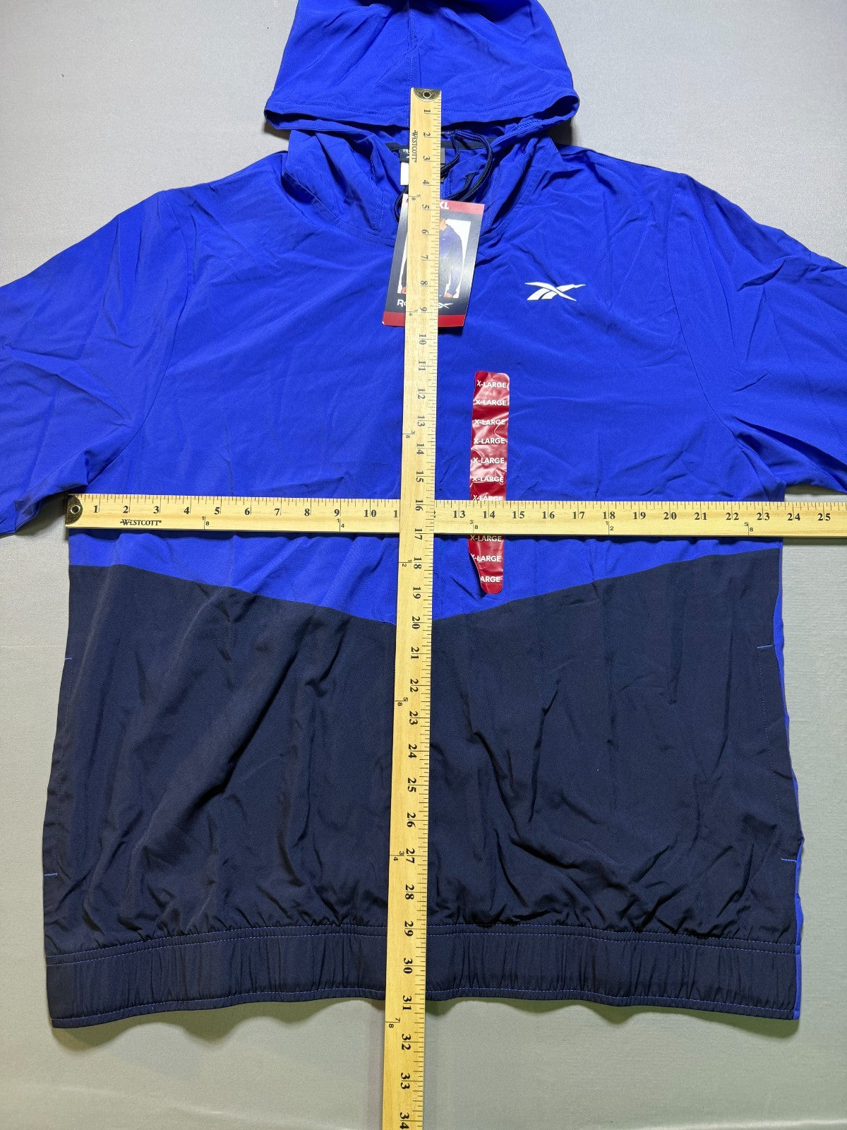NWT Reebok Full Zip Colorblock Adjustable Hood Training Woven Jacket Men XL Blue
