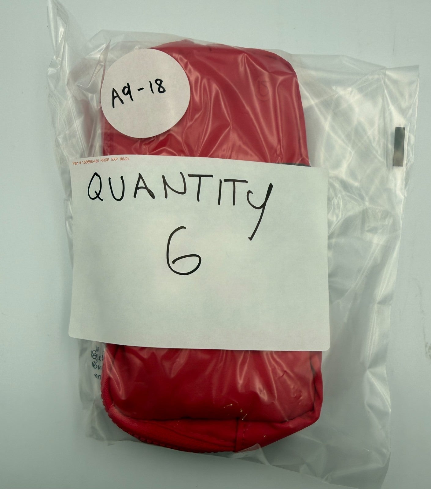 NEW Gap Fit Belt Bag Adult Unisex Red Lightweight Adjustable Strap - One Size