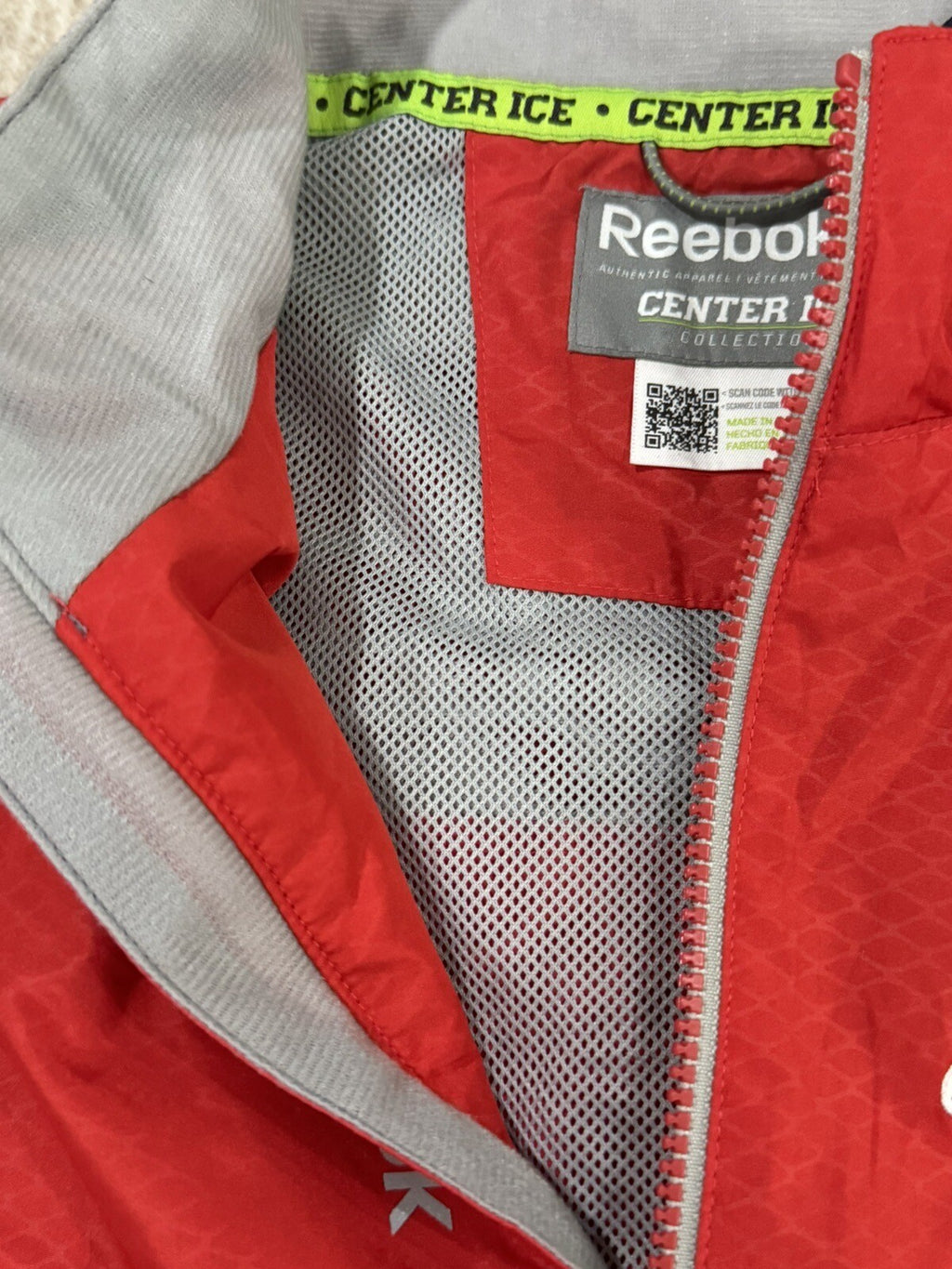 New Reebok Center Ice Kinetic Fit NHL Washington Capitals Jacket Red Mens Size M