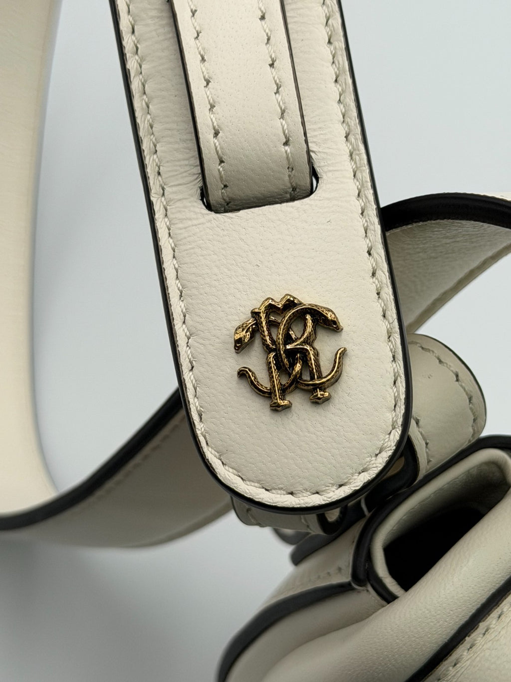 Vintage Roberto Cavalli Fang Bang Shoulder Bag Womens White Small Saddle Luxury