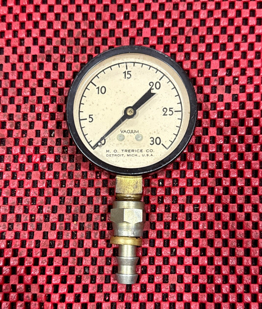 Vintage H.O Trerice Co. Vacuum Gauge 0-30" 2-1/2" Dial Gauge Detroit Made In USA