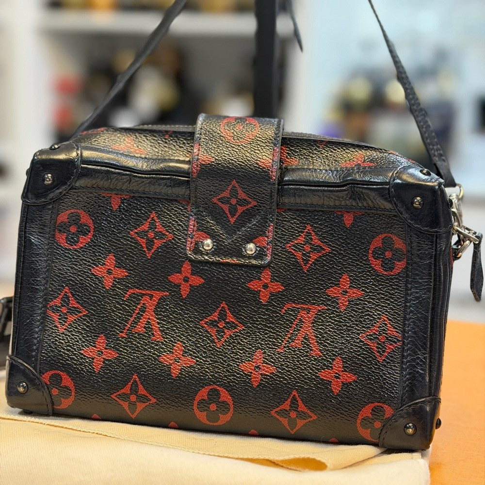 Petite Malle Soft Handbag Limited Edition Monogram Infrarouge MM trunk
