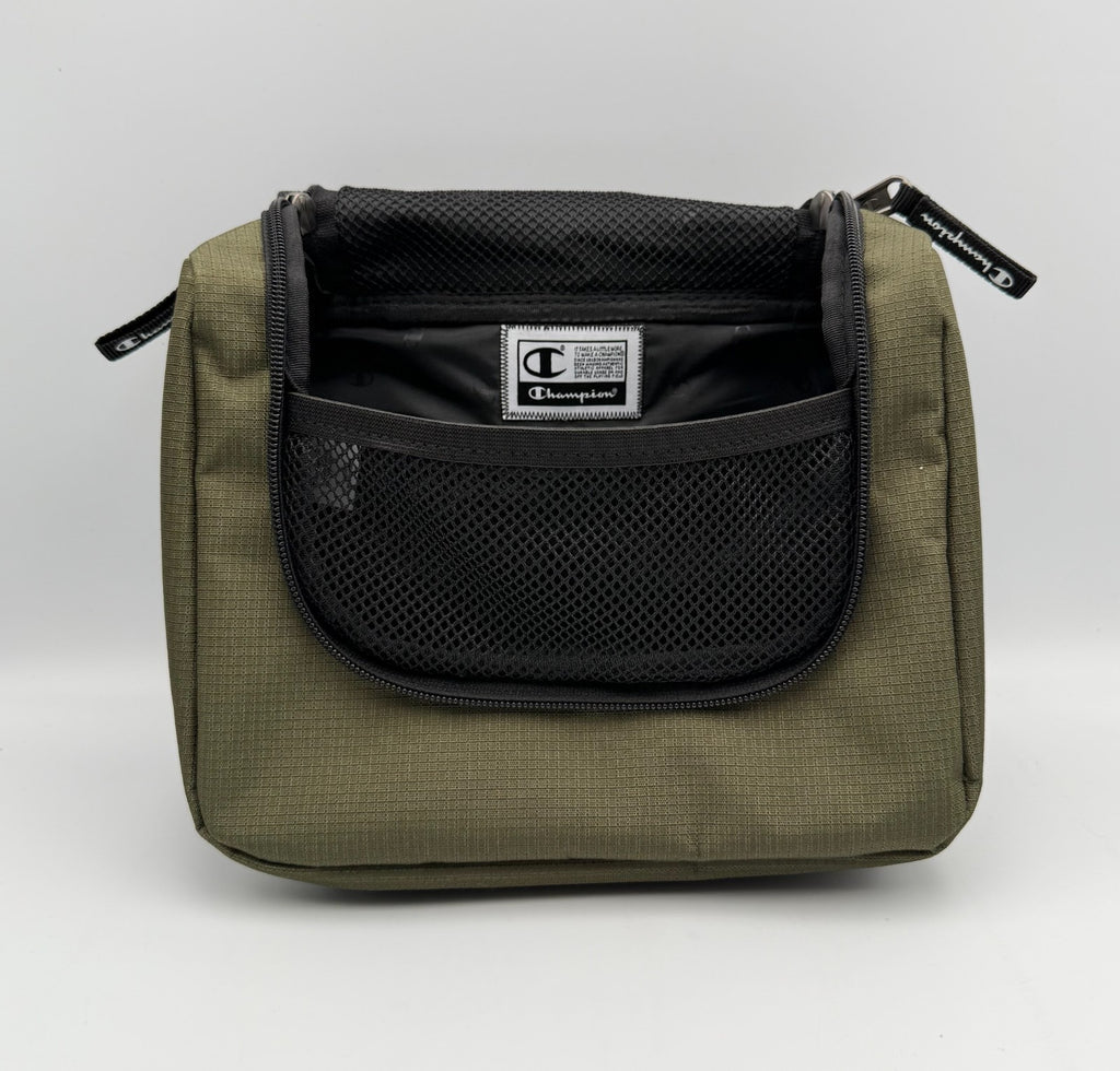 NWT Champion Defender Hanging Toiletry Bag Chive Green Travel Wash Kit Case