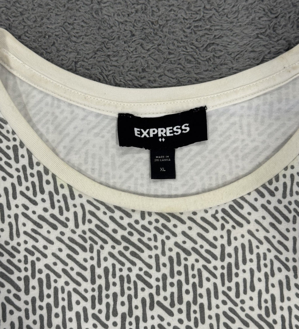Express abstract lines moisture wicking performance stretch Men t-shirt size XL