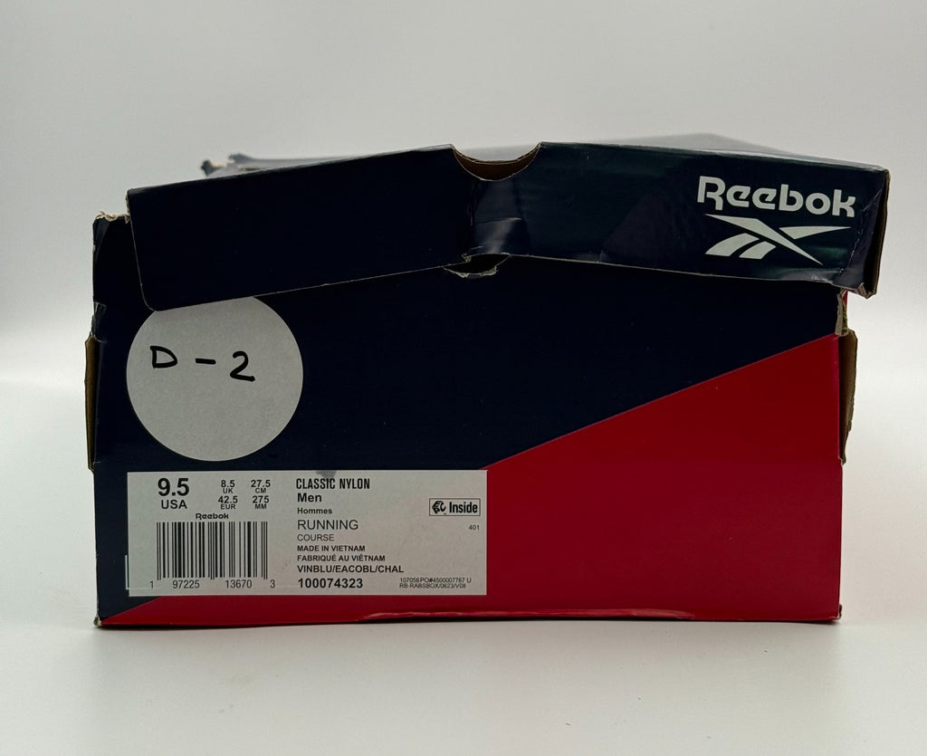 Reebok Classic Nylon Sneakers Mens 9.5 Blue Suede Lace Up Low Top Athletic Shoes