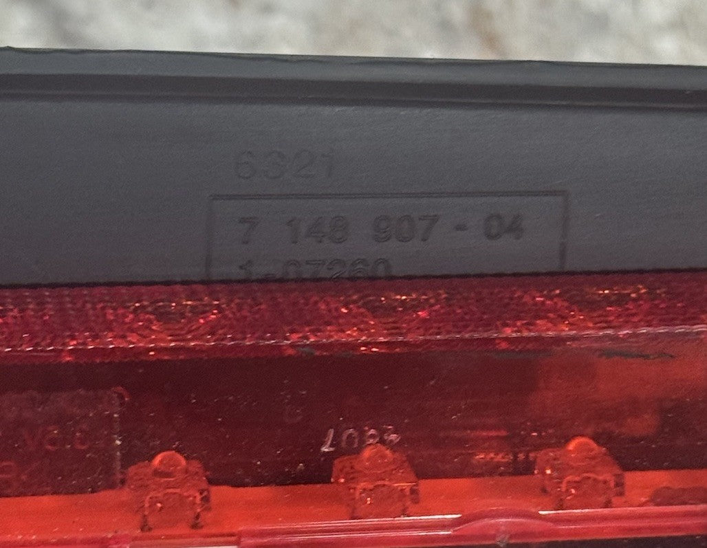 2007-2009 MINI COOPER S R56 REAR TAILGATE 3RD BRAKE LIGHT LAMP TRIM OEM GENUINE