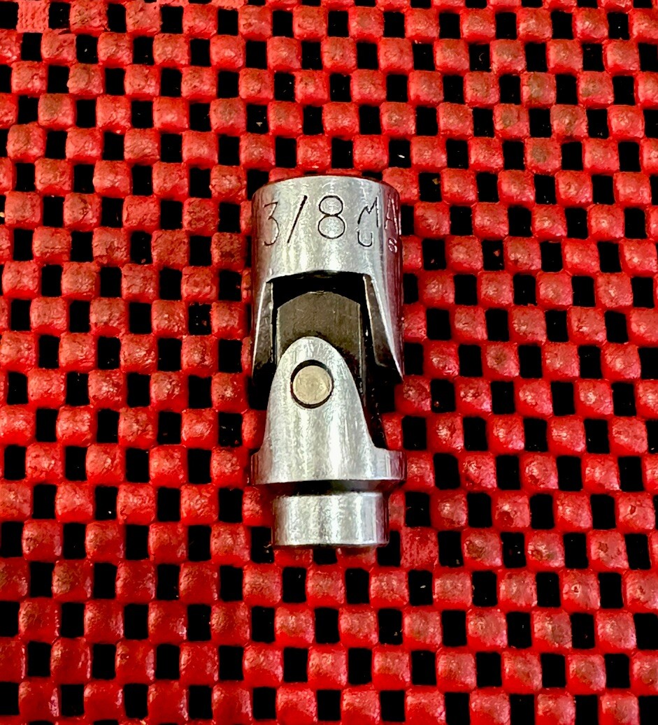 Mac Tools XU126RA 3/8in. Shallow 6 Point Swivel Chrome Socket 3/8" Drive USA M5