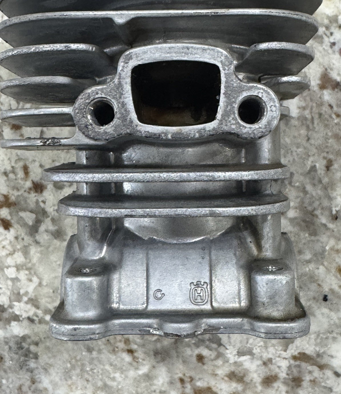 HUSQVARNA 130L 124 125 130C 330LK TRIMMER Cylinder Head 545-195500 OEM GENUINE