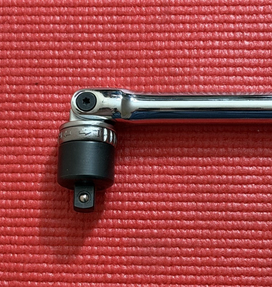Pittsburgh Pro NEW 1/2 in. Drive 18 in. Ratcheting Breaker Bar 71407