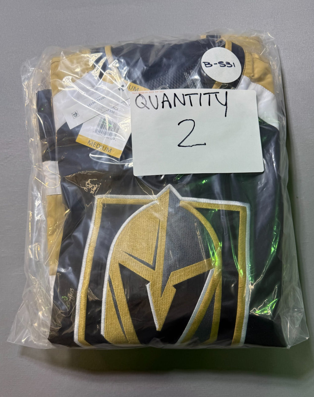 NHL Las Vegas Golden Knights Officially-Licensed Jersey Men's Medium Black/Gold