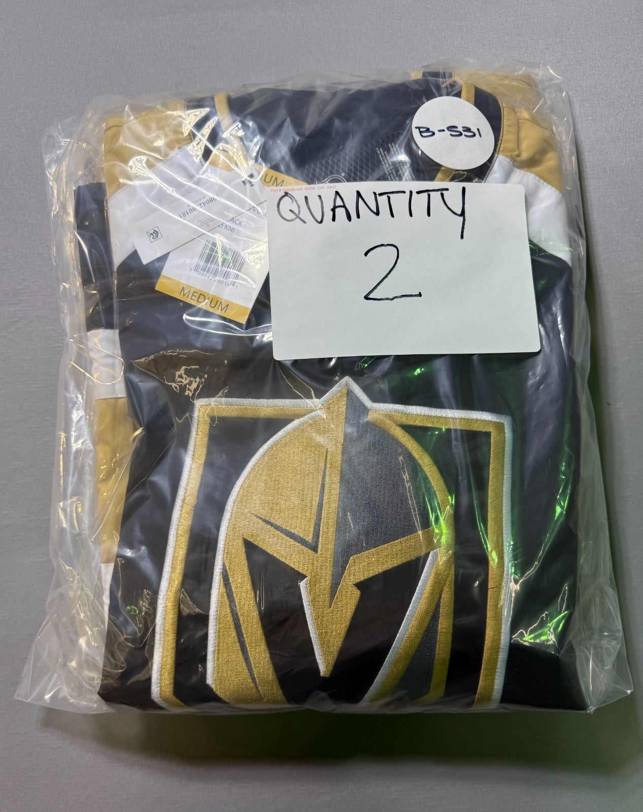 NHL Las Vegas Golden Knights Officially-Licensed Jersey Men's Medium Black/Gold