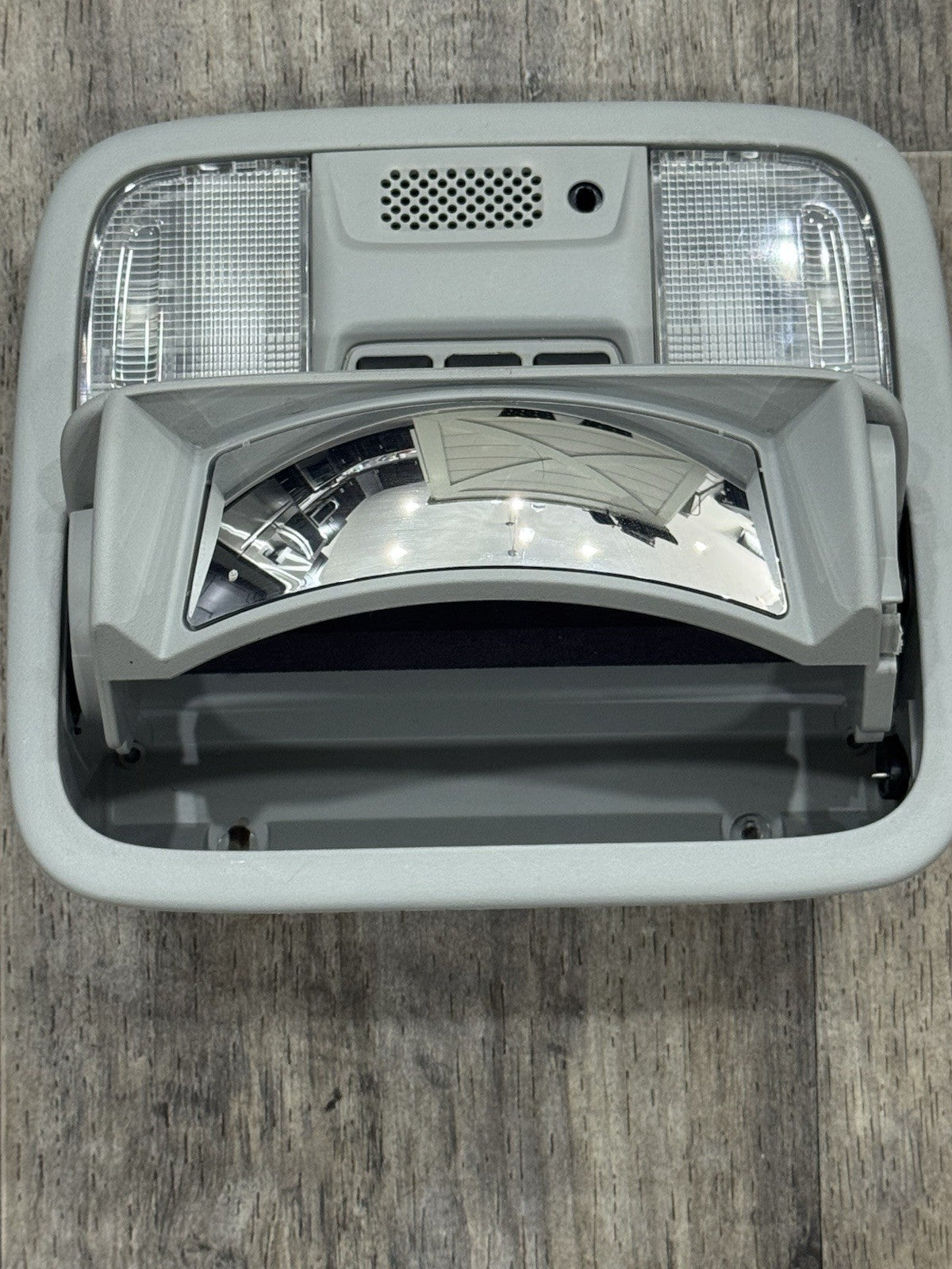 2005-2010 Honda Odyssey or Pilot Roof Overhead Console Dome Map Light Grey OEM