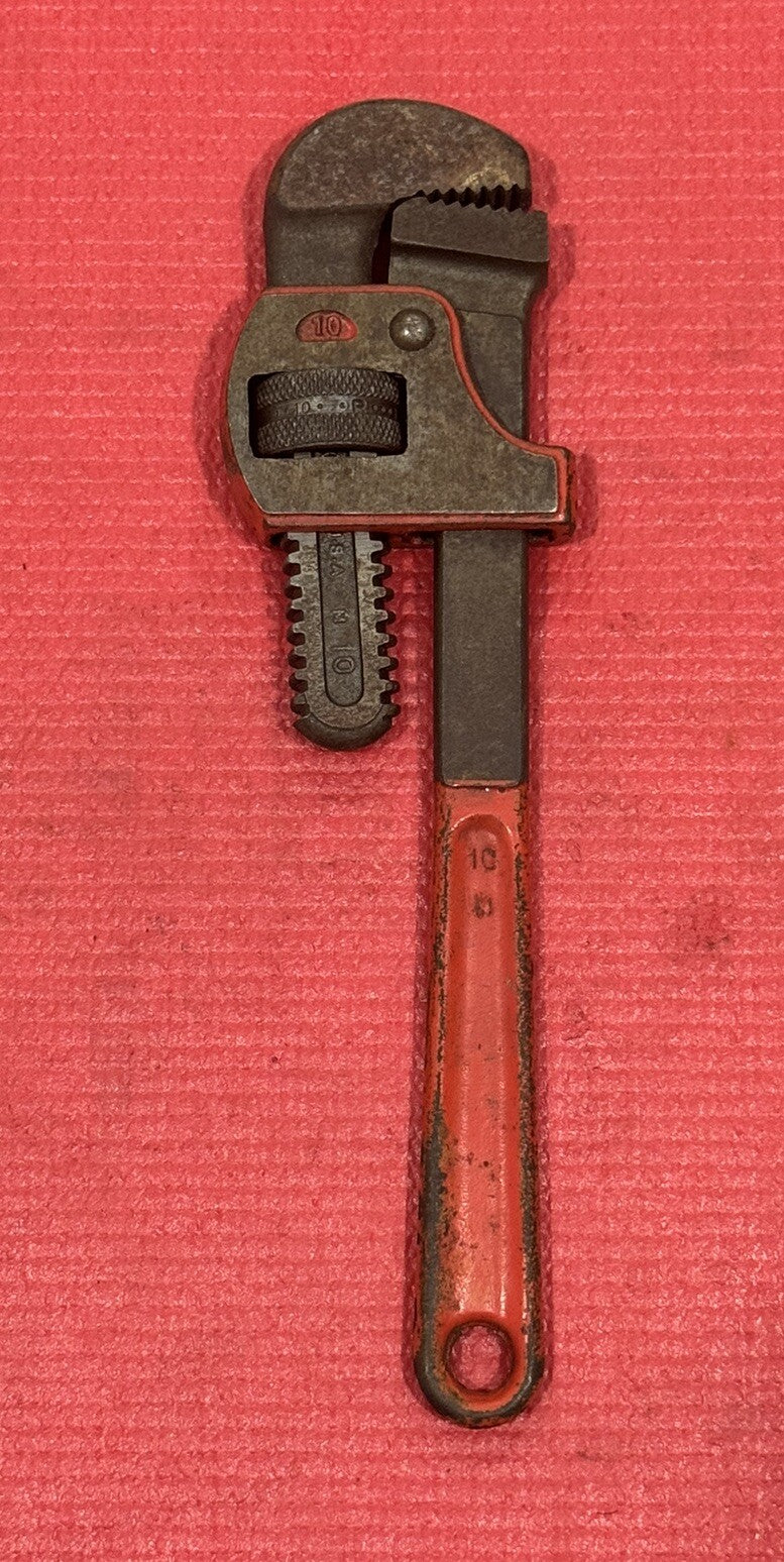 Vintage 10M 10" Adjustable Pipe Wrench B15 Heavy Duty Red Handle Made in USA