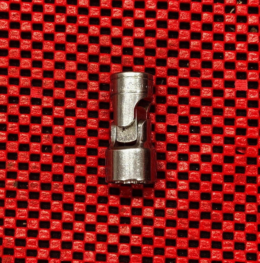Snap-On Tools FU20A 3/8" Drive 12-Point 5/8" Swivel Socket Made In USA N4