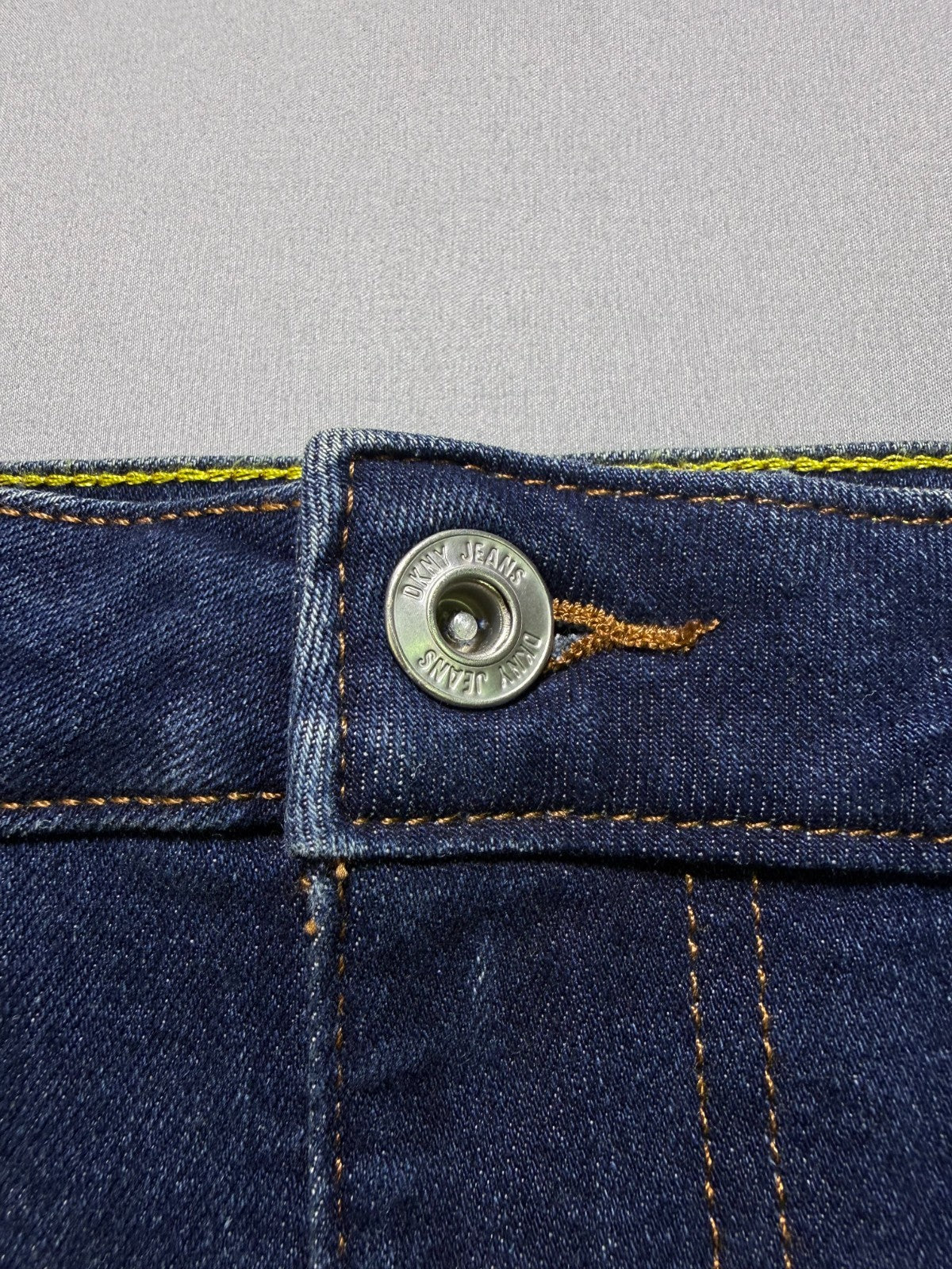 NWT DKNY Jeans Mid-Rise Denim A-Line Skirt Women's 14 Blue Comfort Stretch