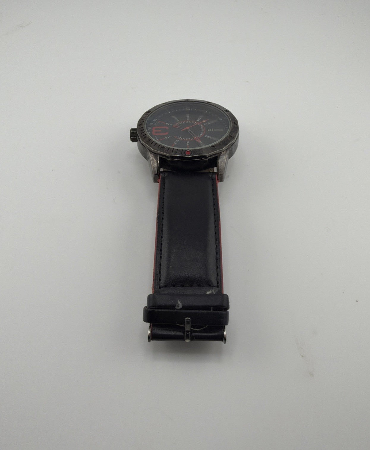 Stainless Steel Watch FMDCTM003, IF059 Imitation Leather Band. Needs Battery