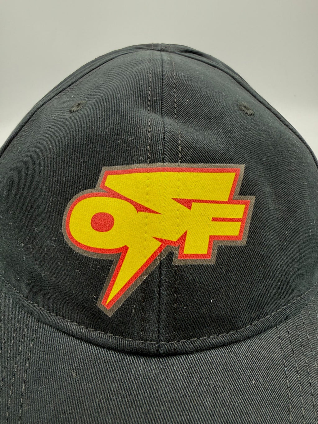 NWT Off-White Thunder Baseball Hat Men's Black Embroidered Sports Snapback Cap