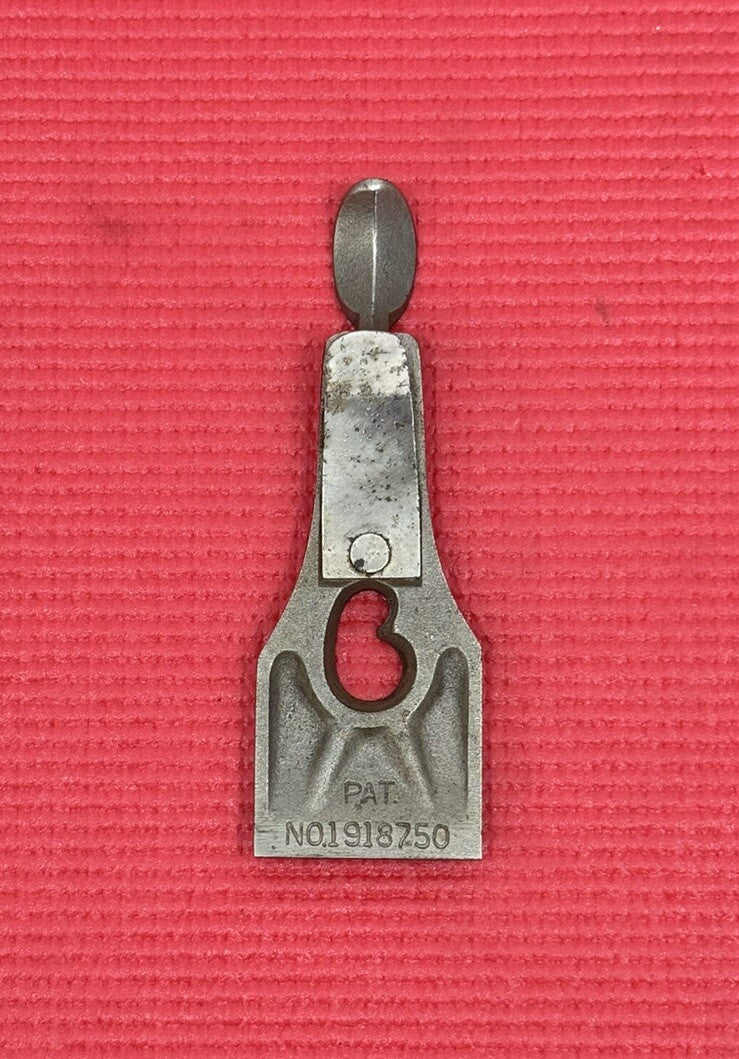 Vintage Stanley No.5  Plane Lever Cap Kidney Hole 1918750 USA