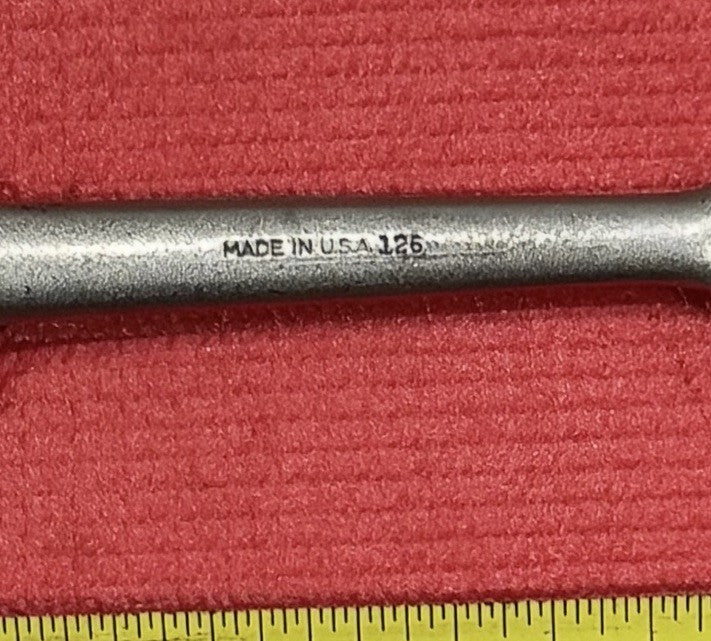 Vintage Mustang 1/2" Drive Wrench Ratchet MS 41   Oil Port Made in USA  Rare