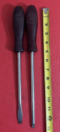 Matco Tools SDM 128P4, SDM R128  2 Pc Lot Screwdriver Flat & Phillip Long Maroon