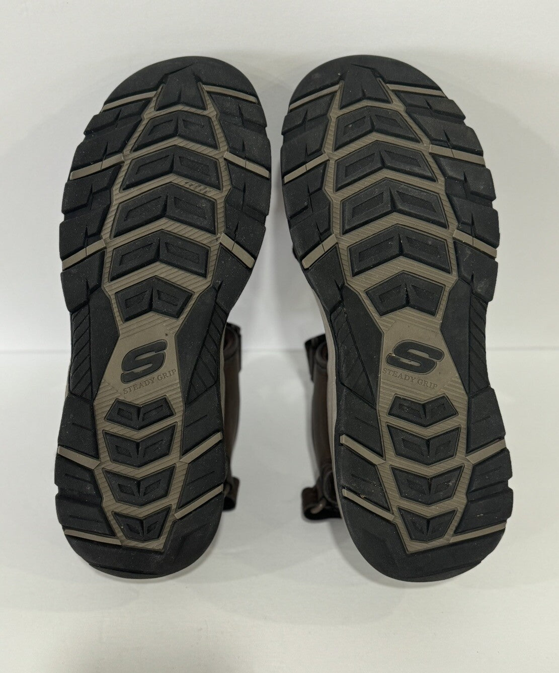 SKECHERS RELAXED FIT 204105/CHO TRESMAN  GARO CHOCOLATE LUXE FOAM SANDAL SIZE 13