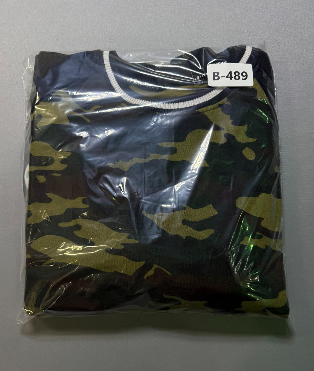 NWT Switch Remarkable Camo Sweatshirt Men's Size XL Green Long Sleeve Crew Neck