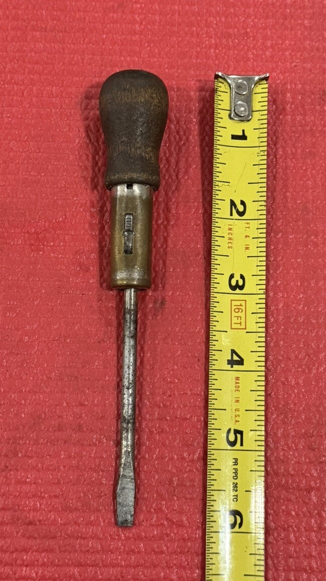 Vintage Rare 6" Utility Ratchet Screwdriver Wood Handle, Works Great!
