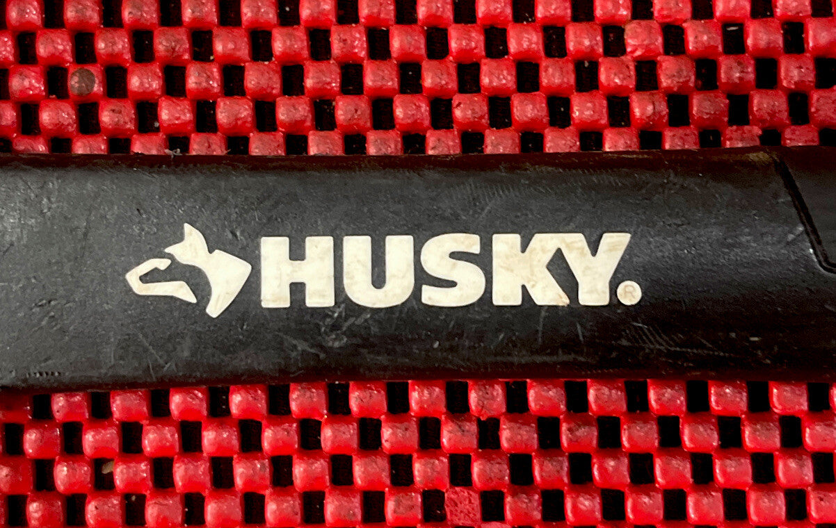 Husky 16 oz. Handle, Fiberglass Claw Hammer  Magnetic Nail Holder