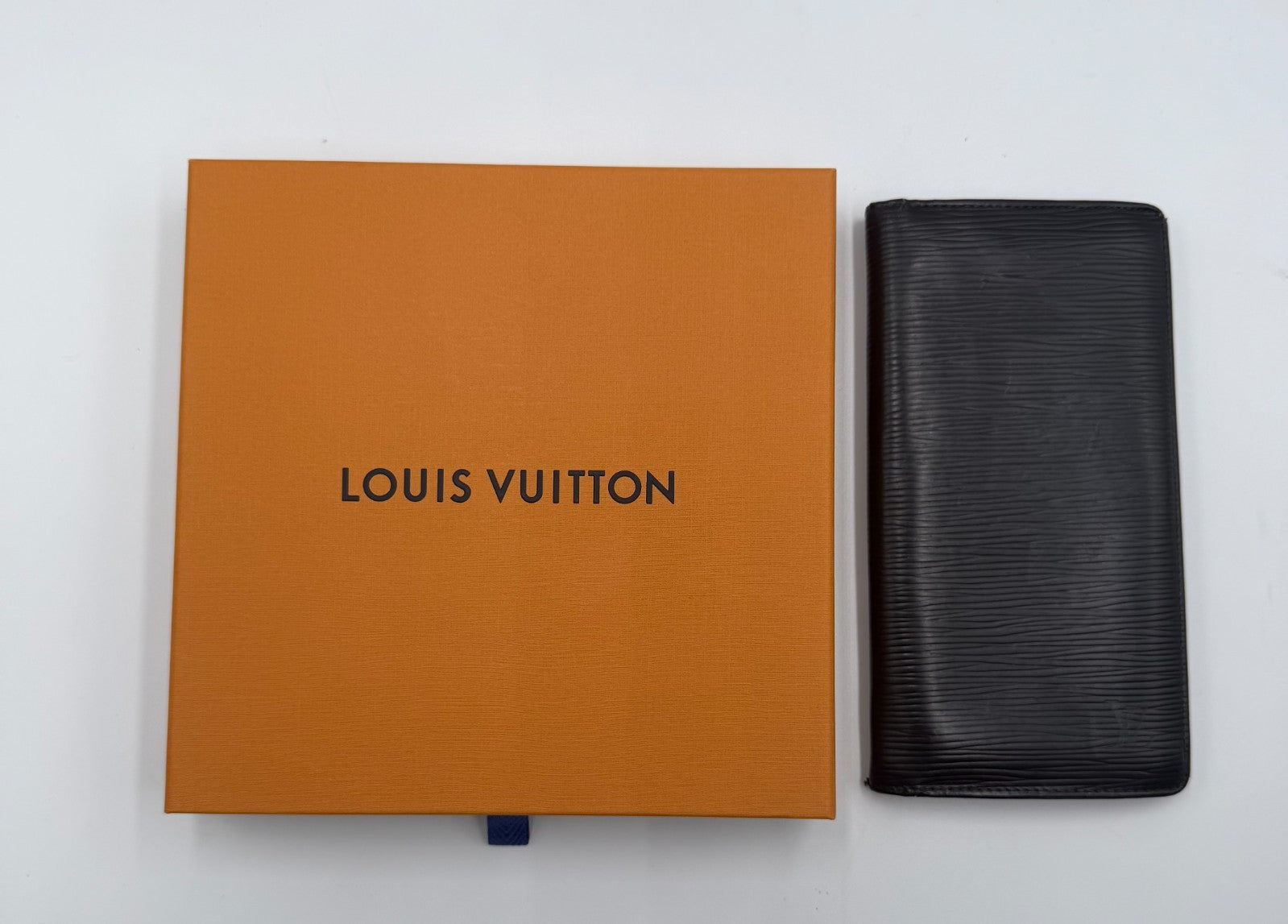 Louis Vuitton Epi Black Brazza Long Wallet Men's Leather Limited Edition Logo