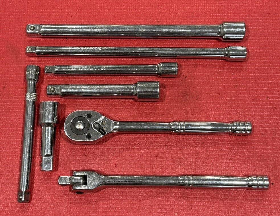 NEW 8 PC SET CHROME VANADIUM 3/8" & 1/2" DRIVE RATCHET, BREAKER BAR & EXTENSIONS