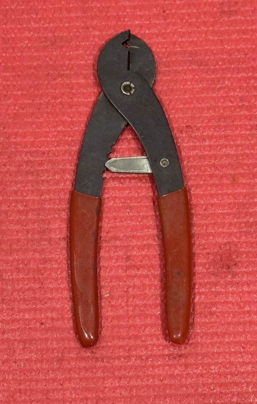 Vintage RARE Wire Stripper & Cutter w/ Red Cushioned Grip Handle
