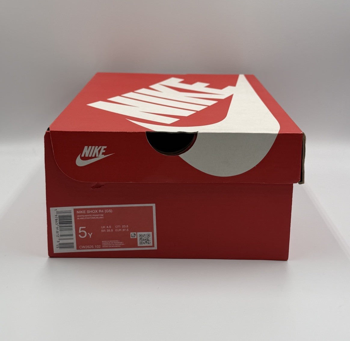 Nike Shox R4 GS Size 5Y Women's 6.5 White Phantom Picante Red Shoes CW2626-102