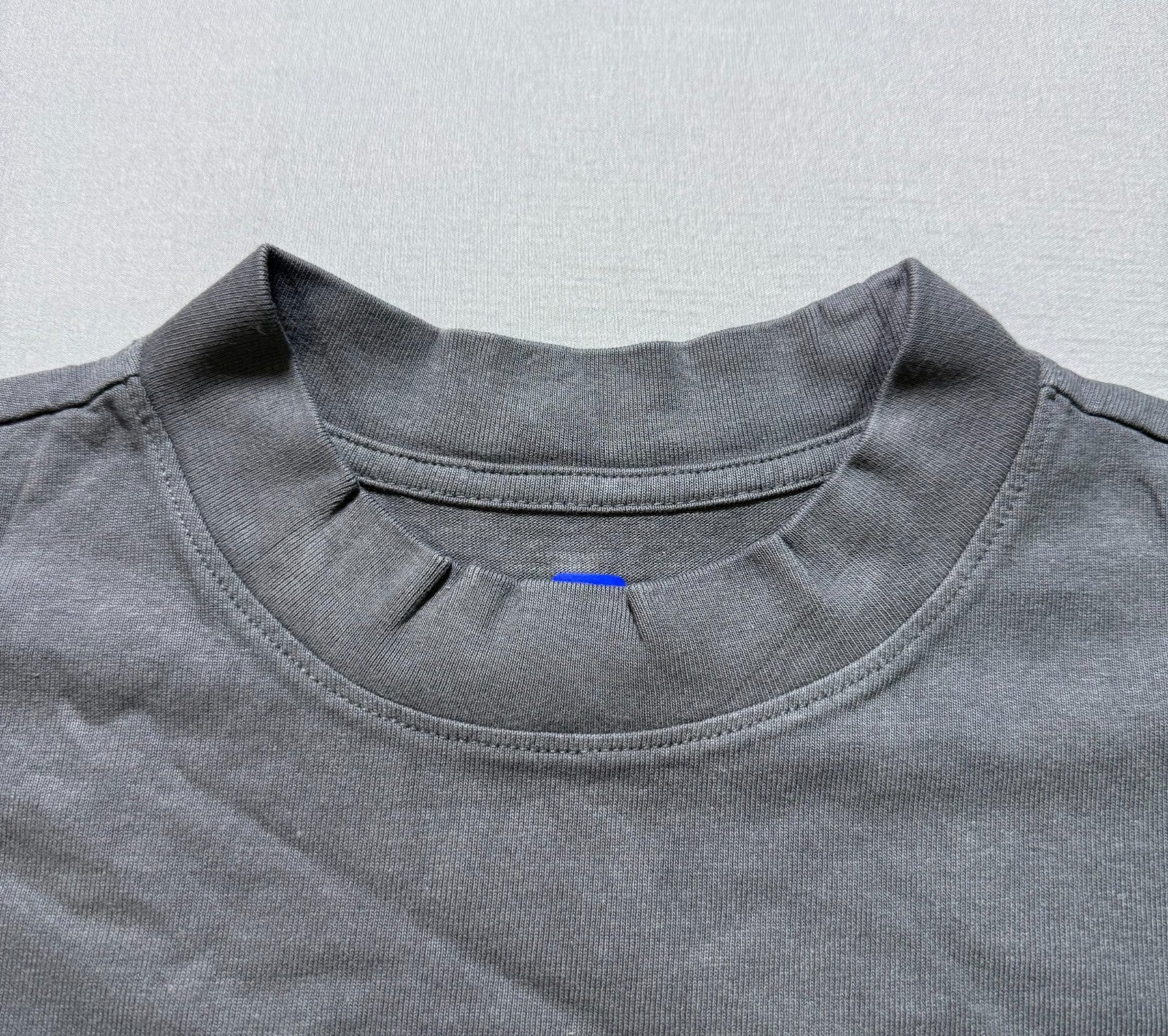 Yeezy YZY Gap Long Sleeve Shirt Men's Medium Gray Crew Neck Streetwear Modern