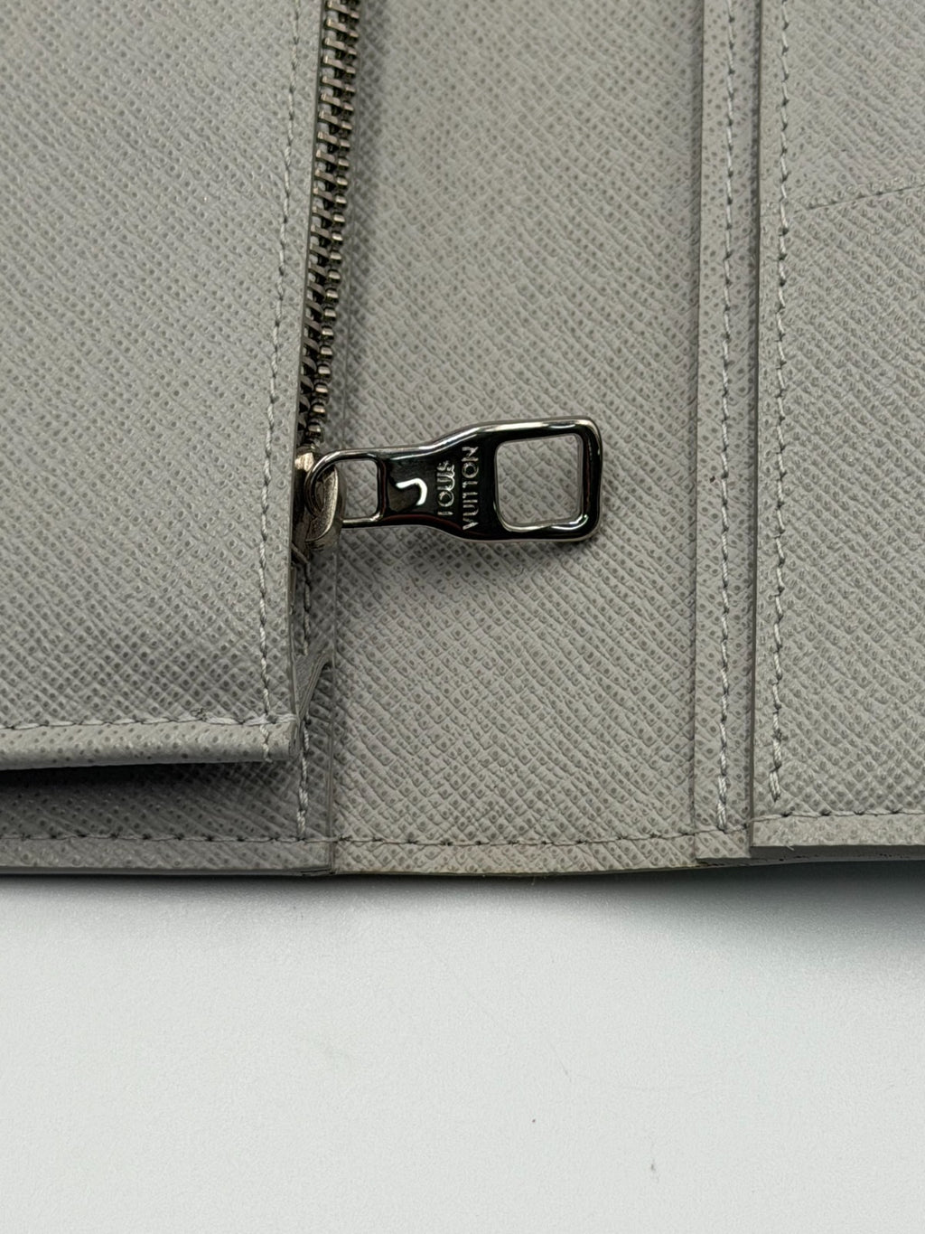 Louis Vuitton Brazza Wallet Men's Limited Edition Logo Story Monogram Canvas