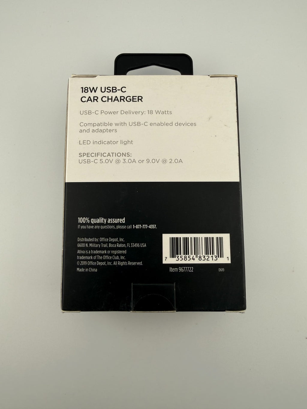 NEW Ativa Black Plastic LED Light Indicator 18W USB-C Car Charger