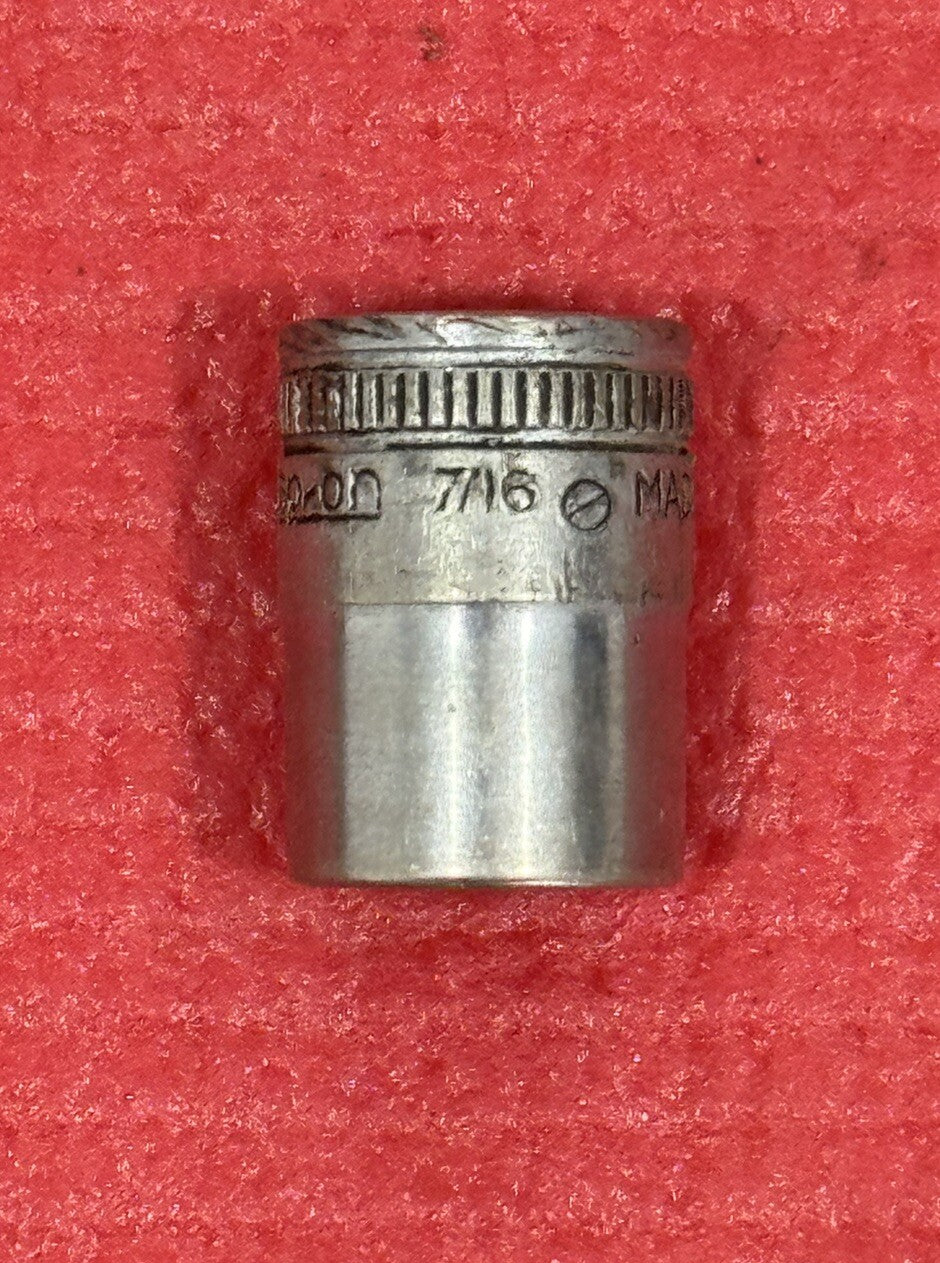 Early SNAP-ON TOOLS F-140, 3/8" DRIVE SAE 7/16" SHALLOW CHROME SOCKET 12PT USA