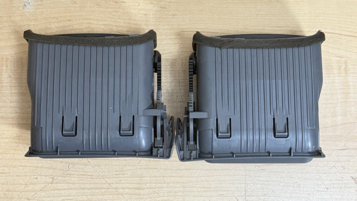 03-08 Toyota Corolla Left Driver,Right Passenger Side AC Air Vent Grey OEM Set
