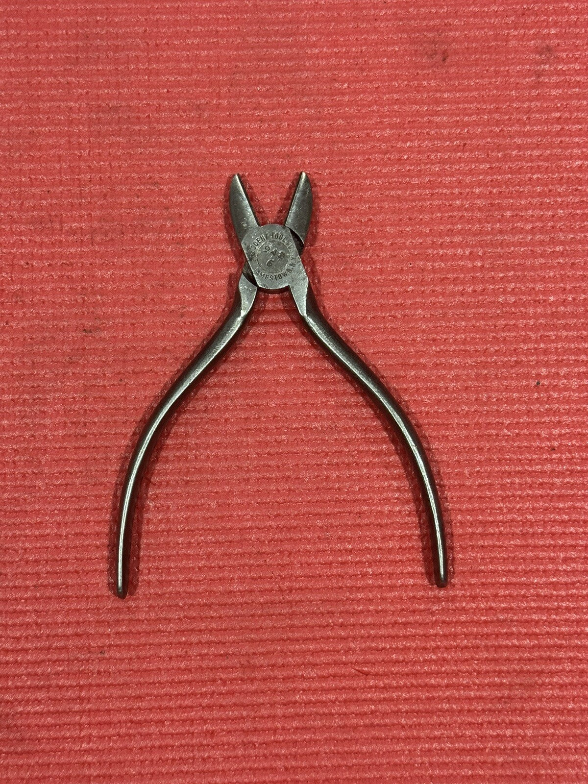 VINTAGE CRESCENT TOOL CO. JAMESTOWN NY CRESTOLOY 942-6 DIAGONAL SIDE CUTTERS USA