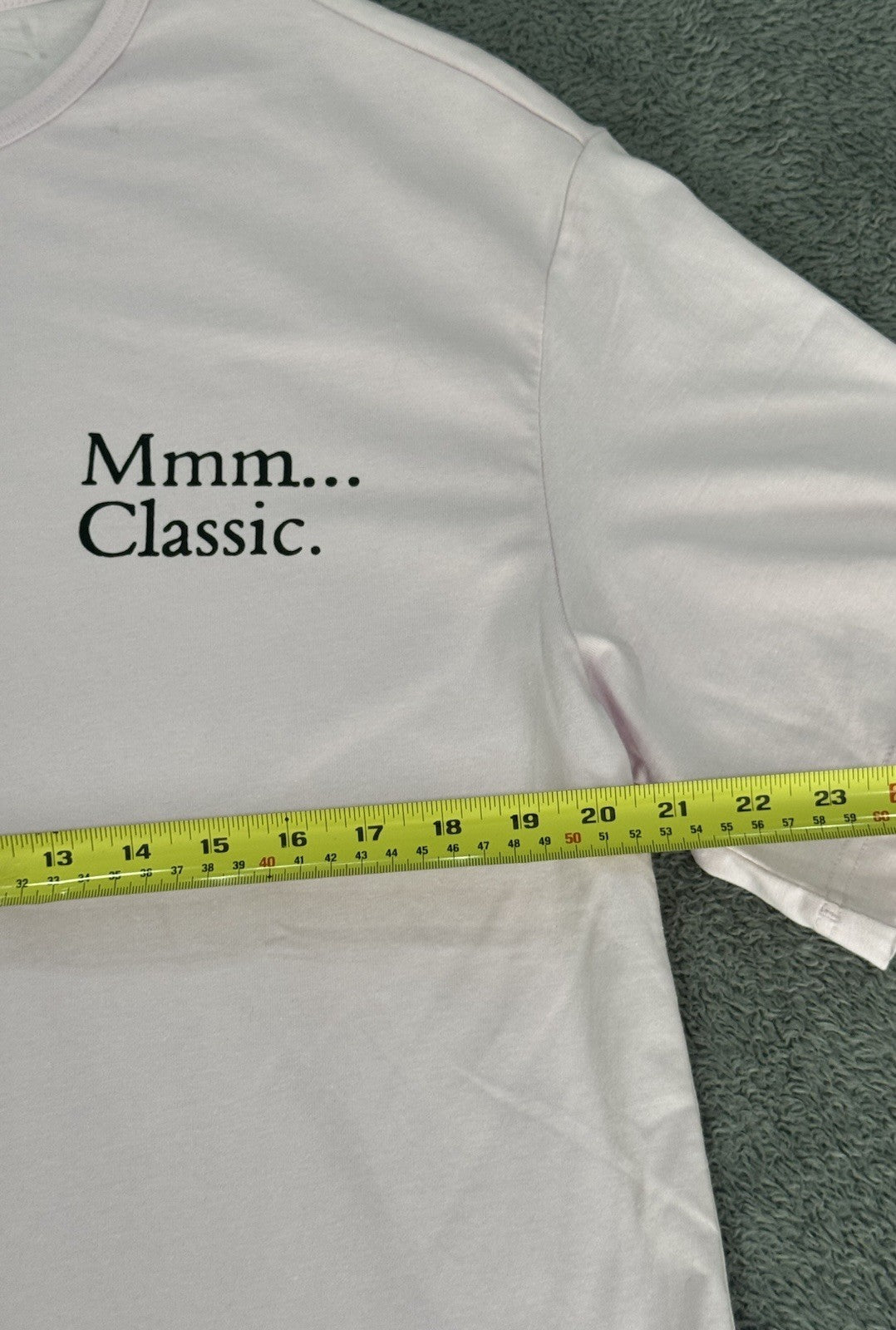 Reebok Classic T-Shirt Classics Skateboard UFO Pyramid Skate Shirt Pink Medium