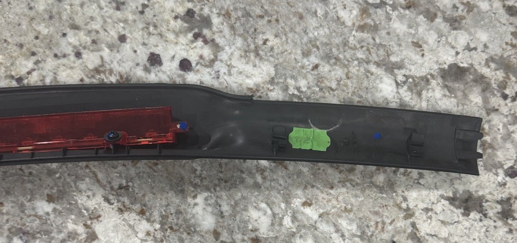 2007-2009 MINI COOPER S R56 REAR TAILGATE 3RD BRAKE LIGHT LAMP TRIM OEM GENUINE