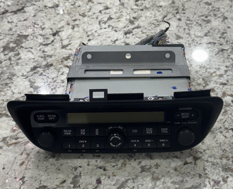 2005-2010 HONDA ODYSSEY OEM AM/FM XM RADIO CD DVD RECEIVER 39100-SHJ-A800 TESTED