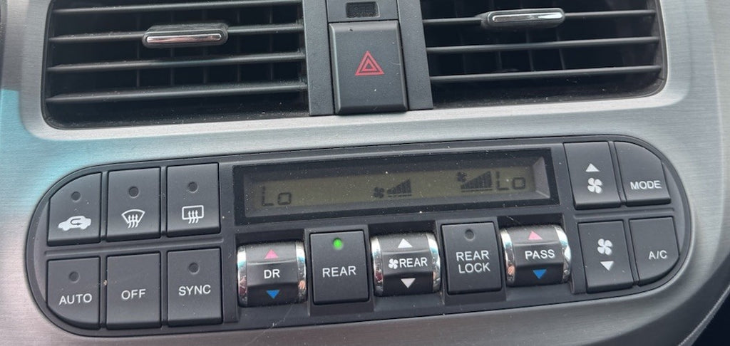 2005 2006 2007 2008 2009 Honda Odyssey Dash Bezel AC Climate Control Panel OEM
