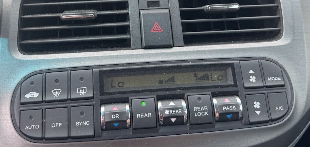 2005 2006 2007 2008 2009 Honda Odyssey Dash Bezel AC Climate Control Panel OEM