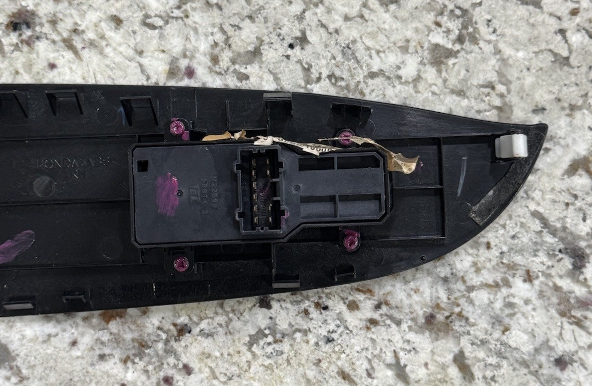 2005-2010 Honda Odyssey Right Front Passenger Side Power Window Lock Switch OEM