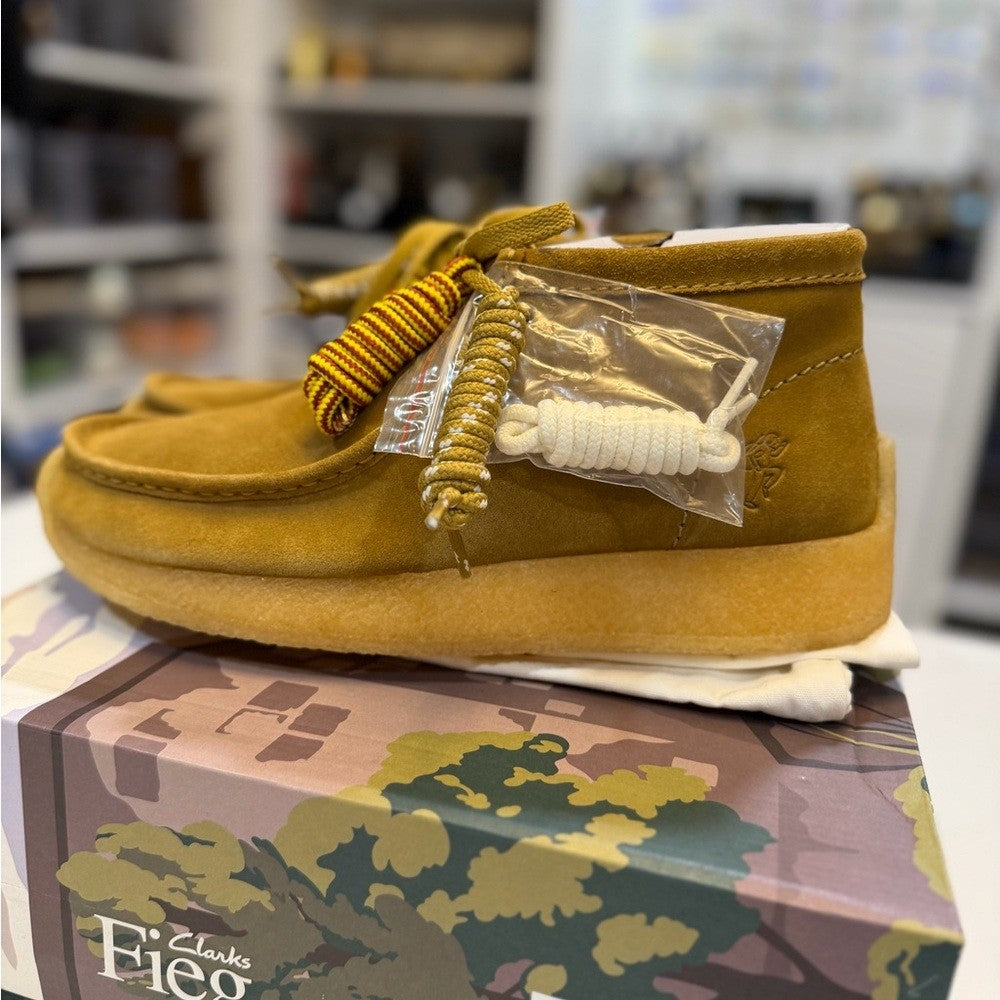 Clarks Mustard Suede Rossendale Shoes