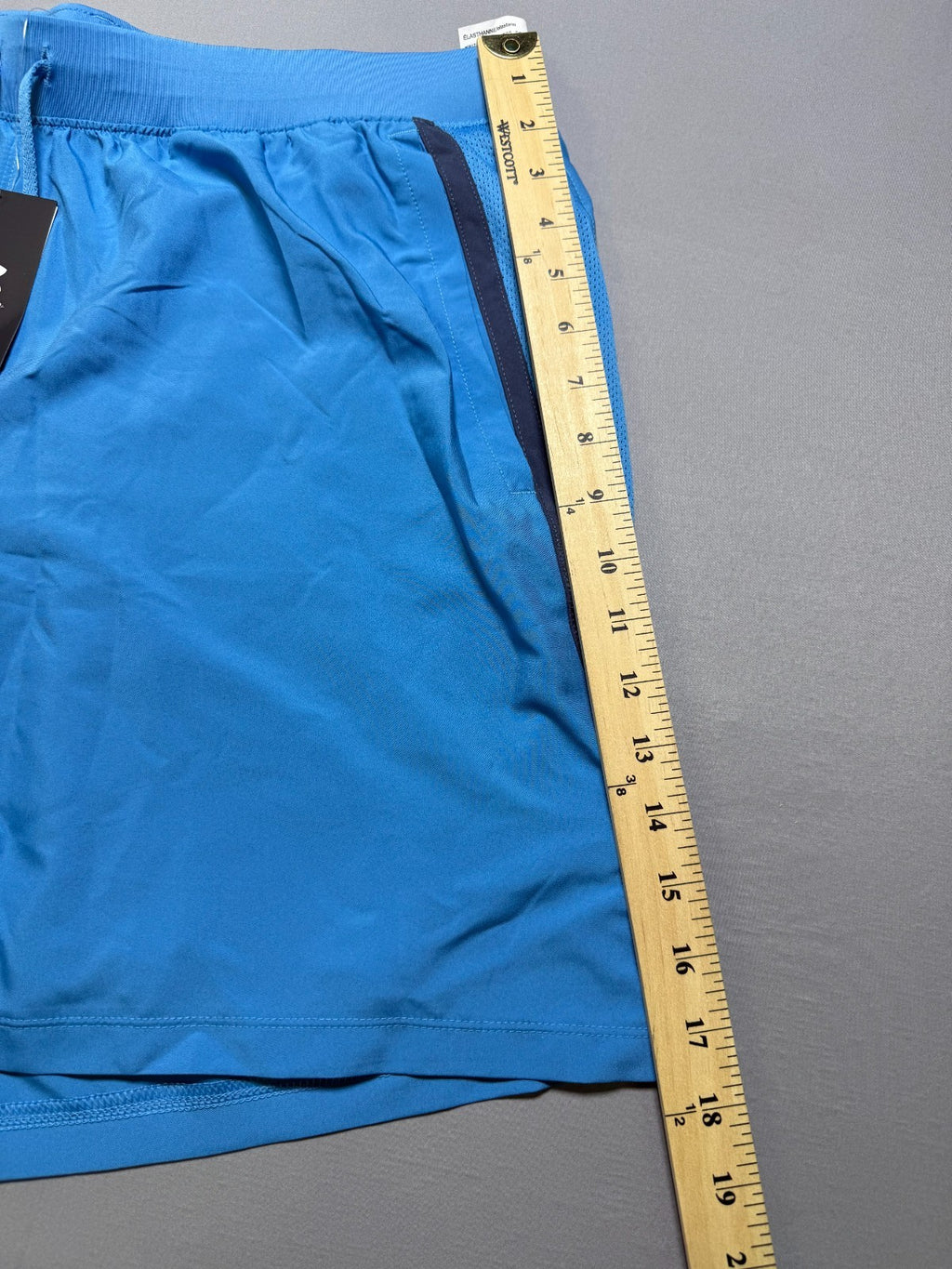 NWT Under Armour Launch 7-in 2 in 1 Shorts Men XL Blue Drawstring Elastic Waist