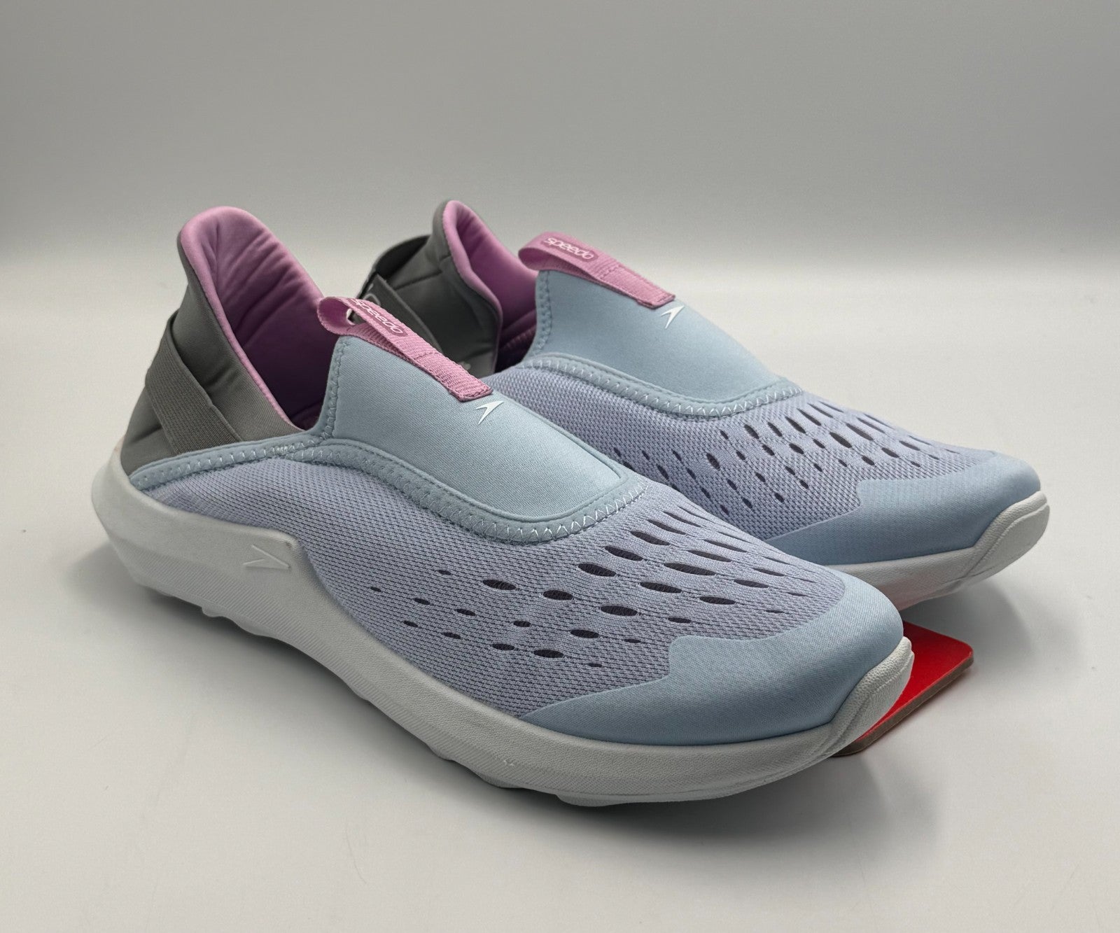 NWT Speedo Water Shoes Women's 9-10 Lavender Pink Blue Swim Slip On Sneakers